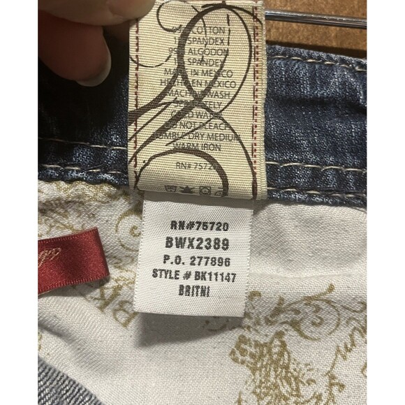 Buckle BKE Britni Stretch Capris Women’s Size 6US 28 Blue Denim - Picture 5 of 5